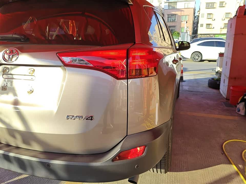 Toyota RAV4 Rongfang