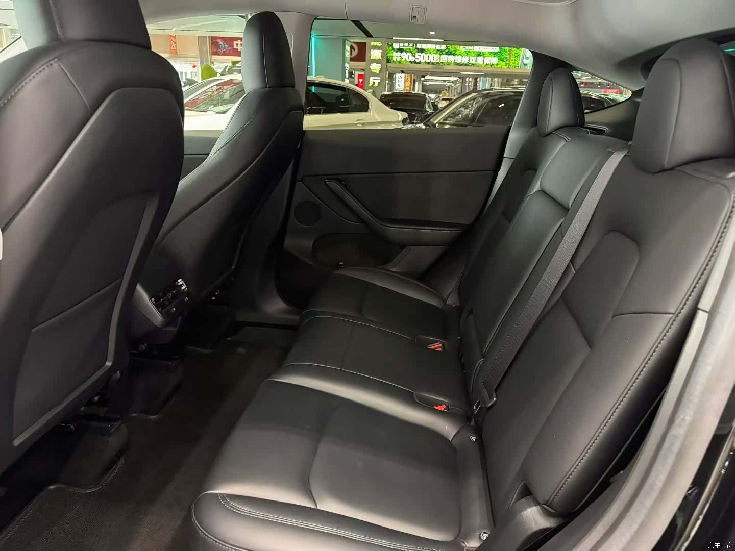 Tesla Model Y, 2023 6