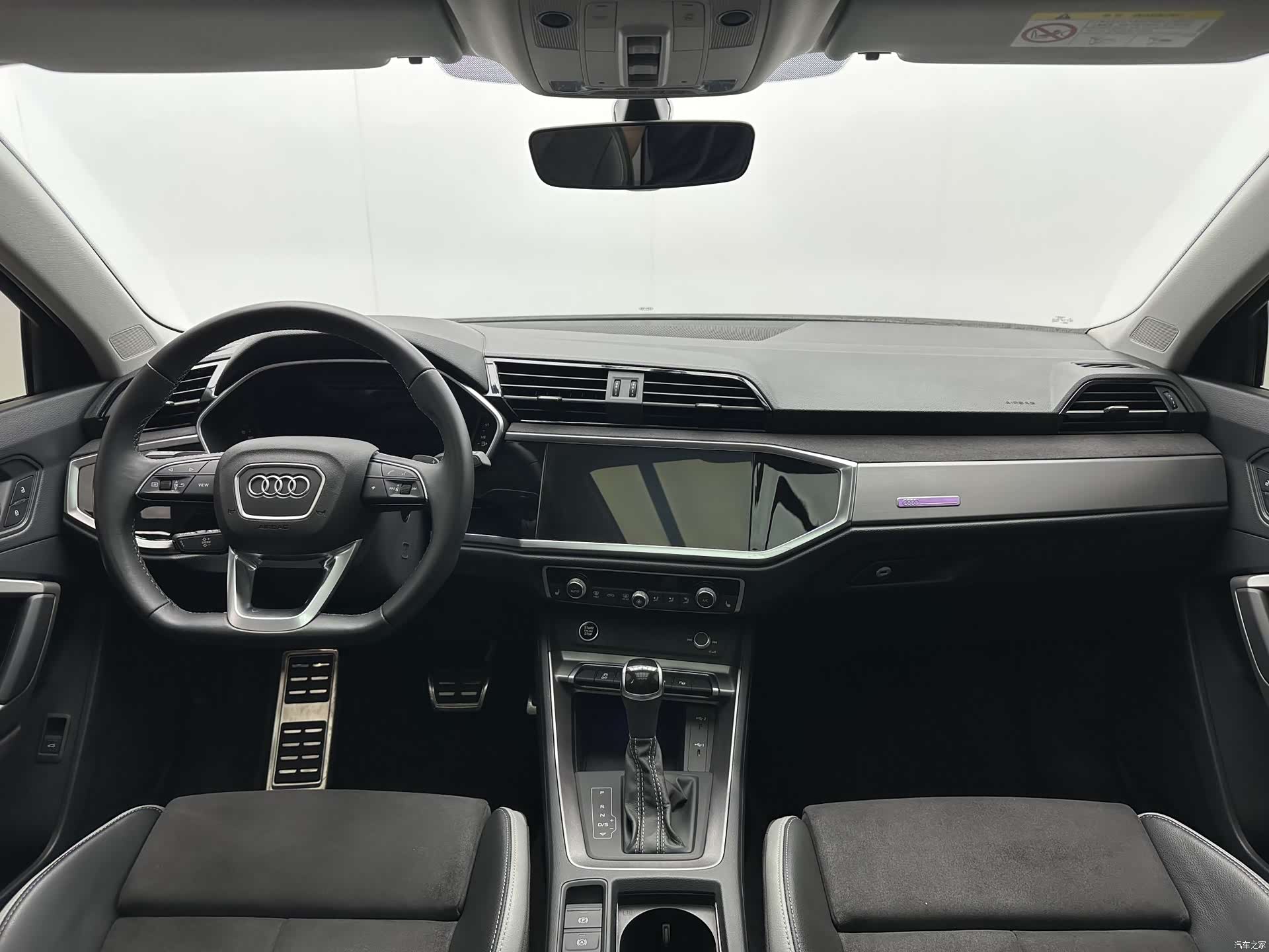 Audi Q3, 2023 7