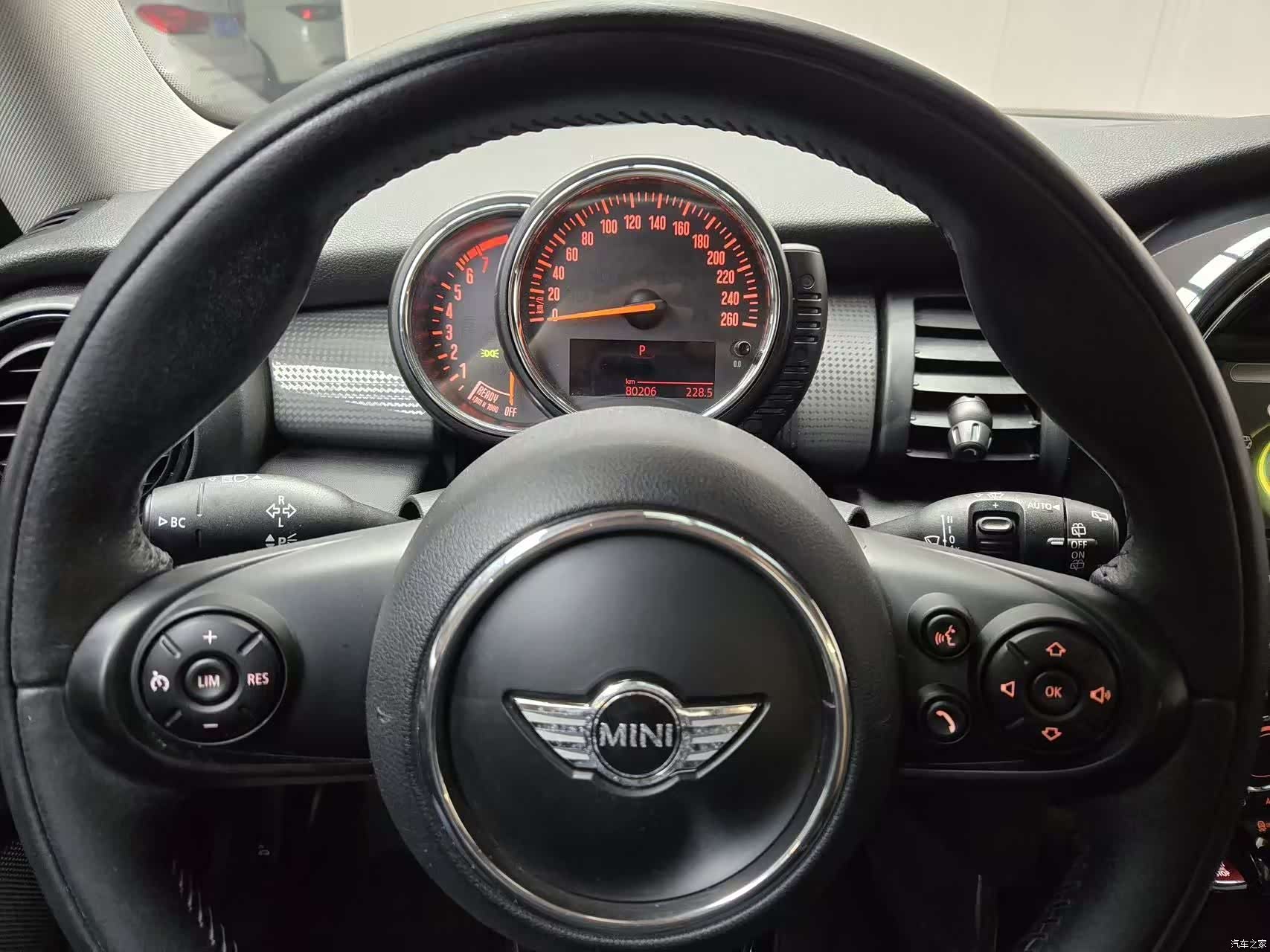 Mini Cooper, 2015 все фото