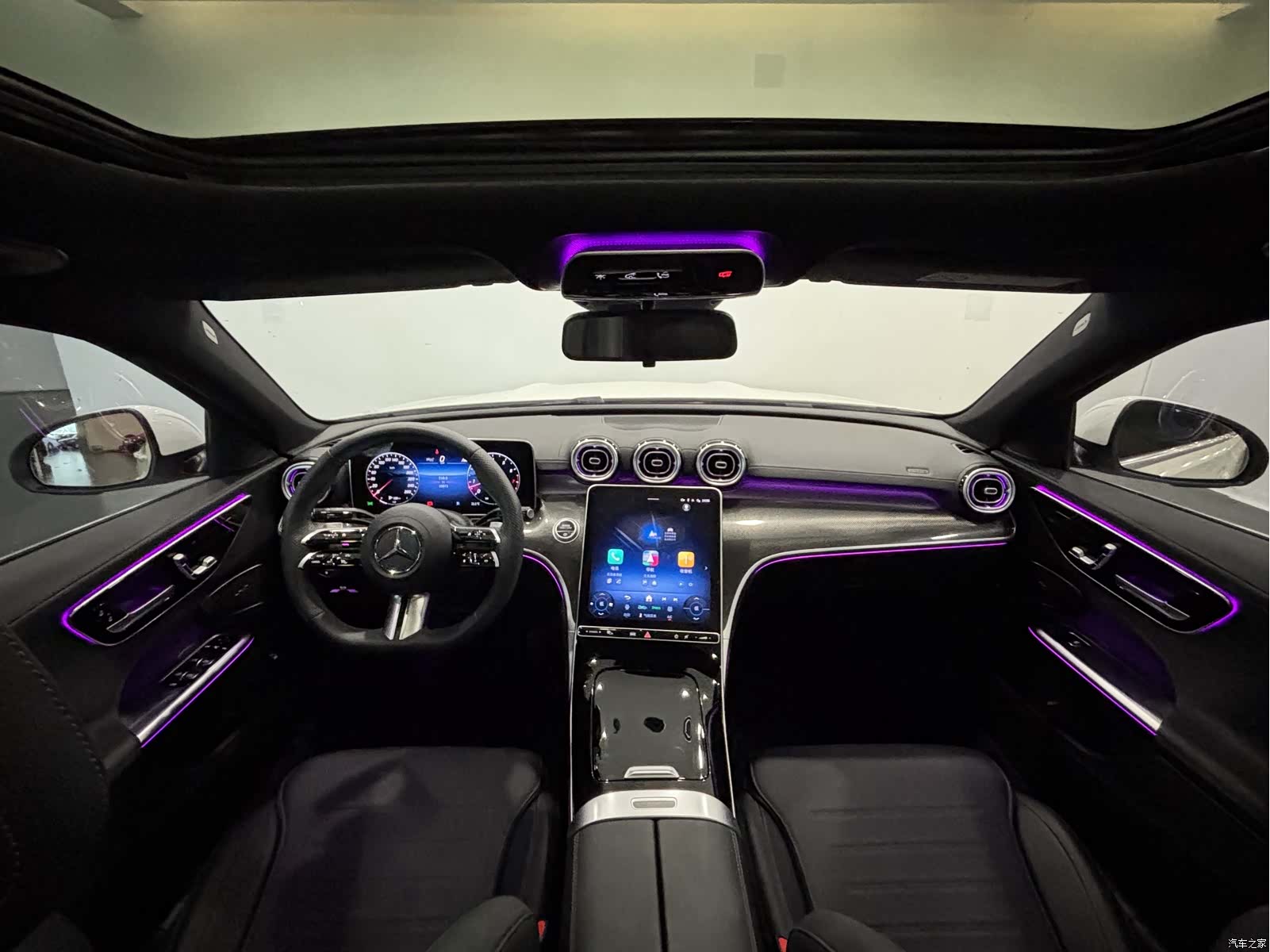 Mercedes-Benz C-Class, 2025 12