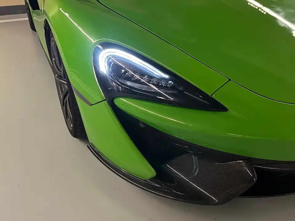 McLaren 570