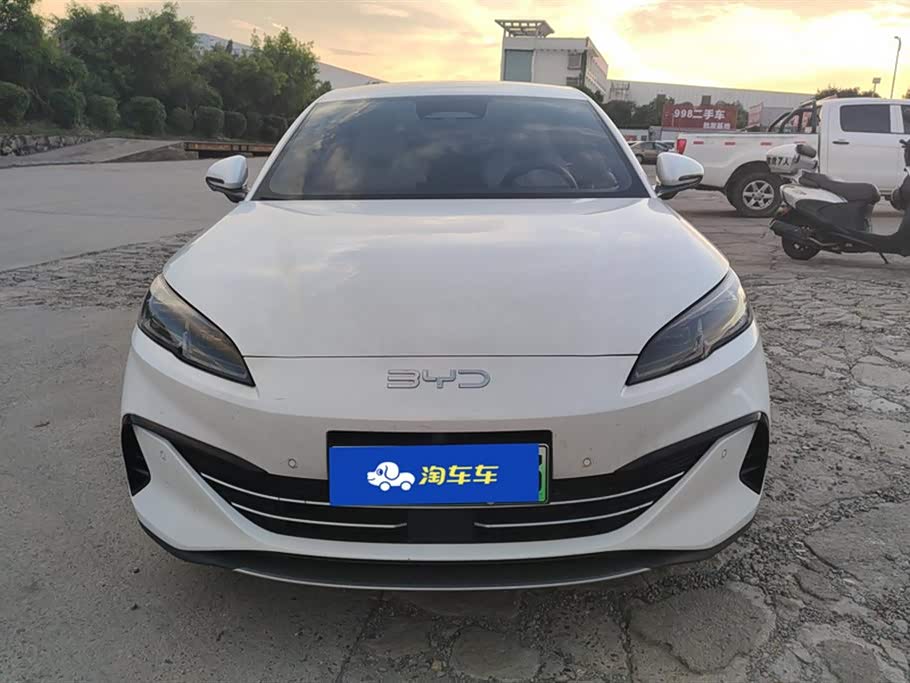 BYD Seal 06