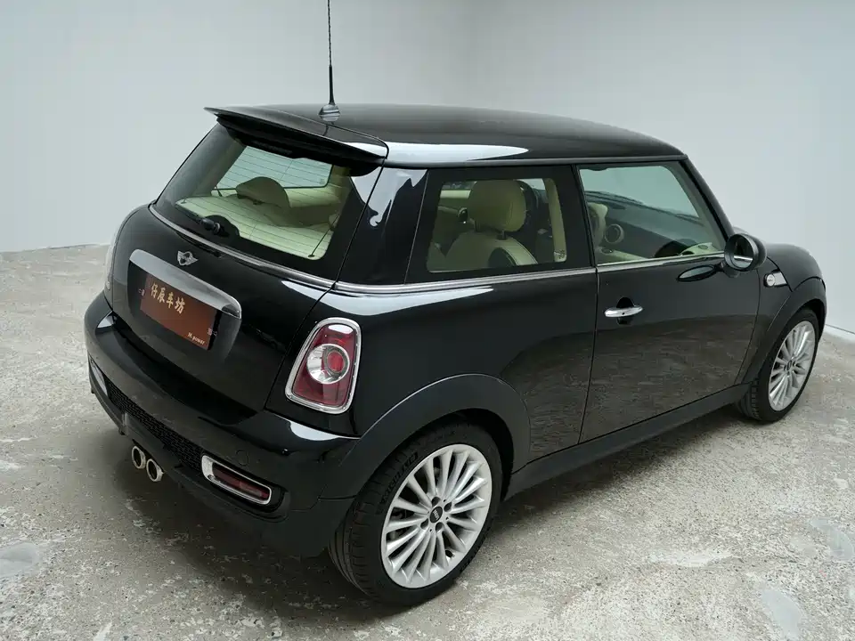MINI MINI
