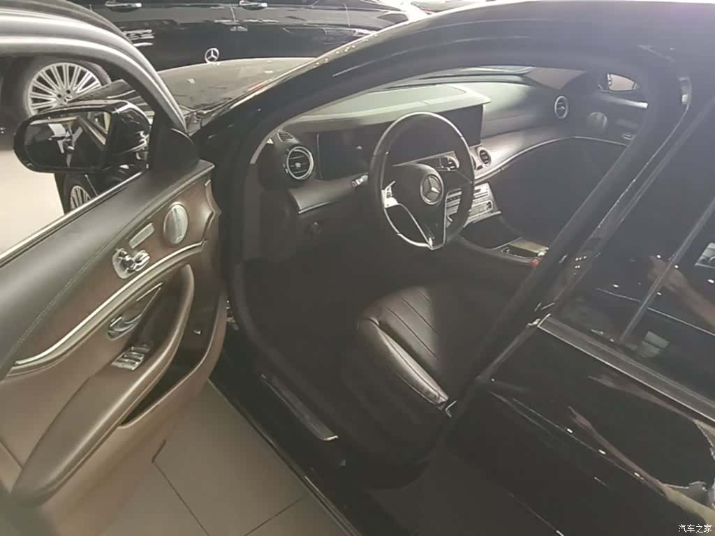 Mercedes-Benz E-Class, 2021 16
