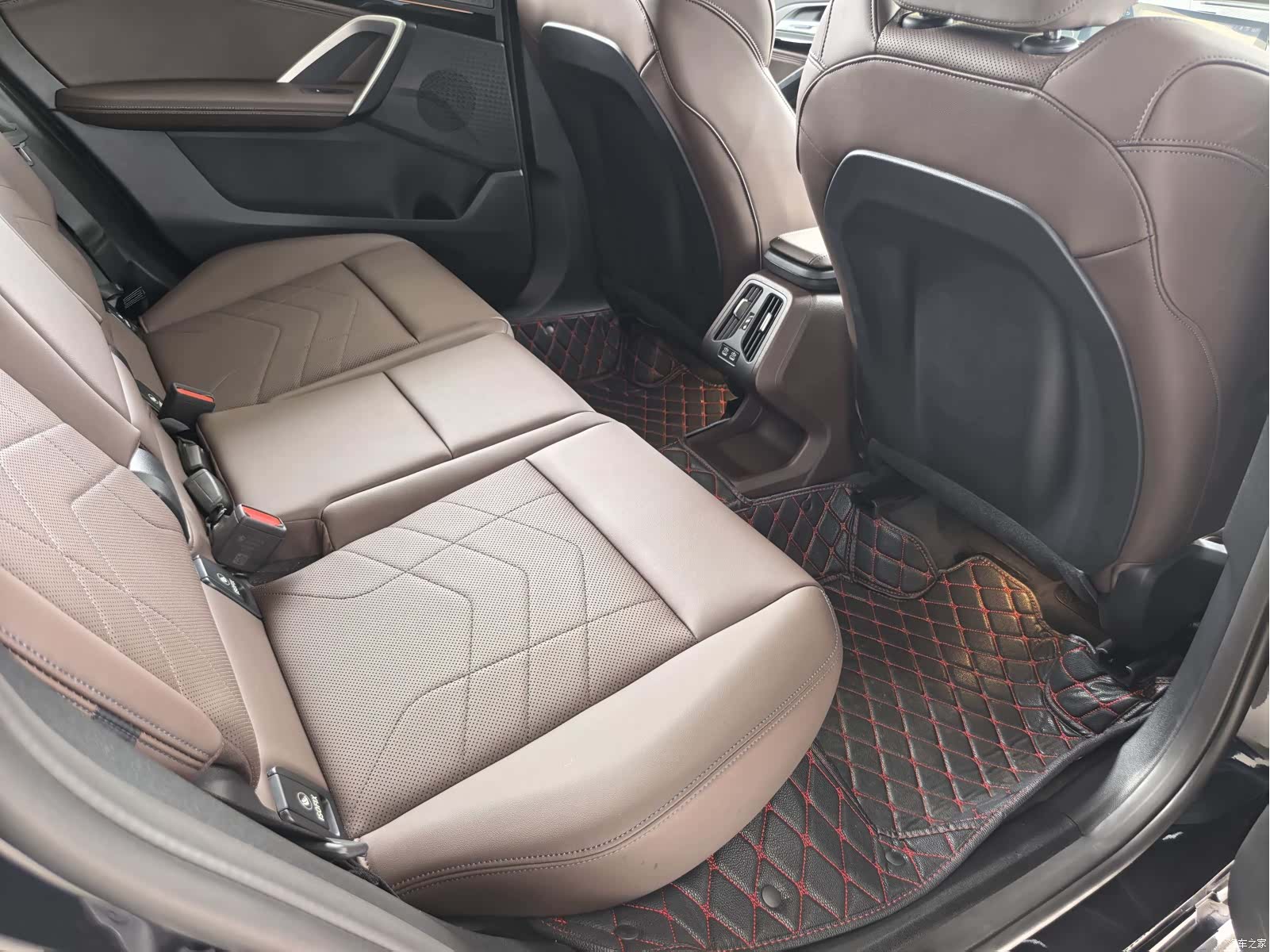 BMW X1, 2025 10