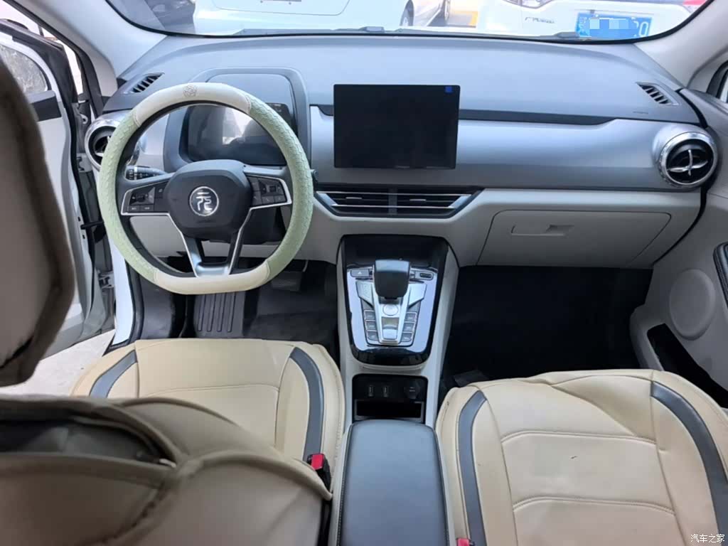 BYD Yuan, 2022 10