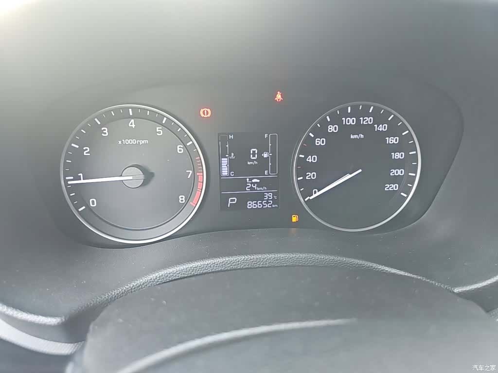 Hyundai ix25, 2016 12