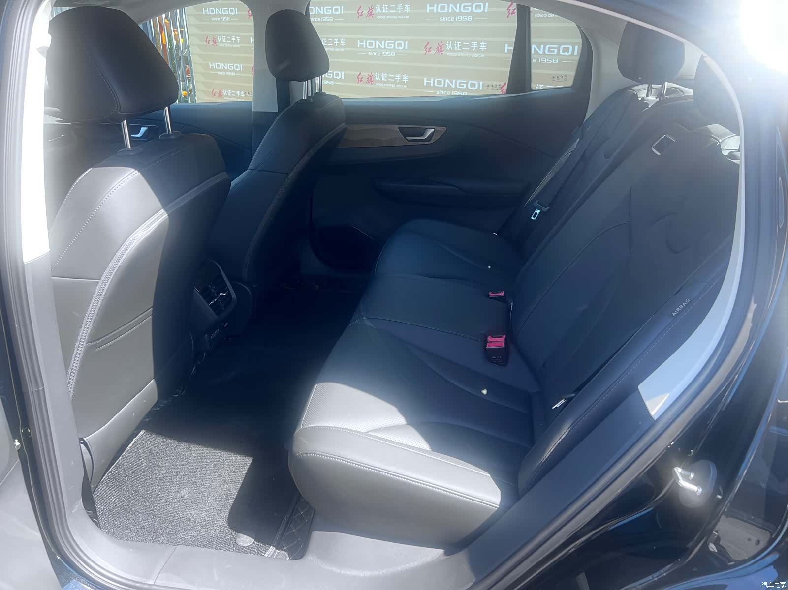 Hongqi QM5, 2024 4
