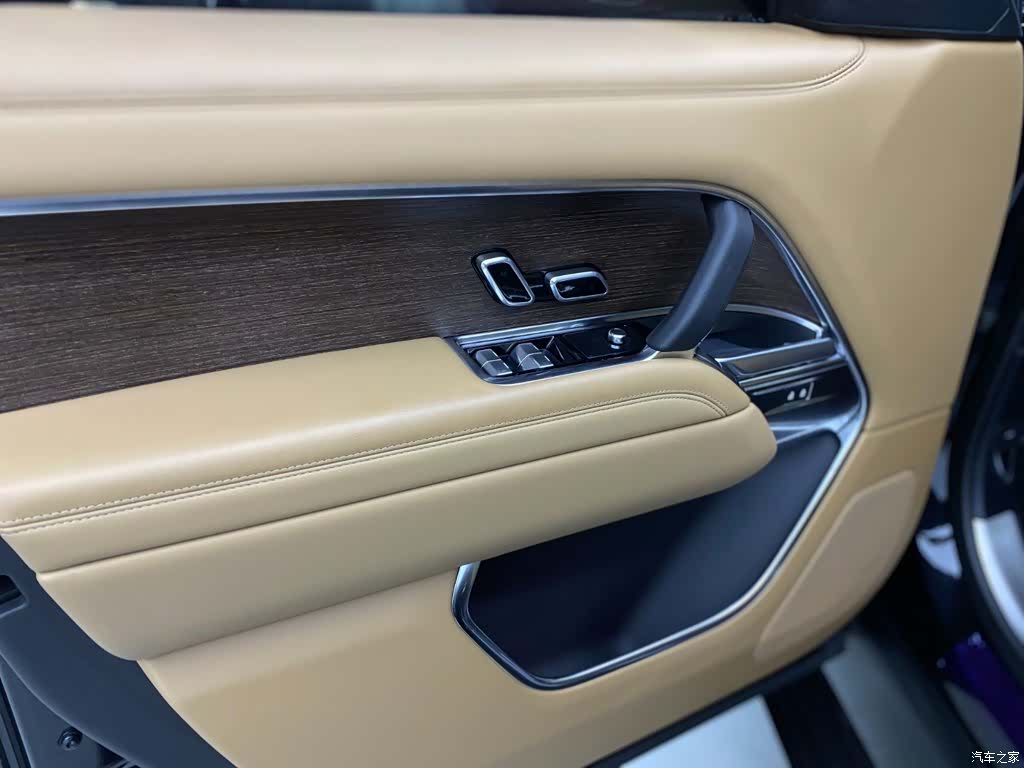 Land Rover Range Rover, 2023 22