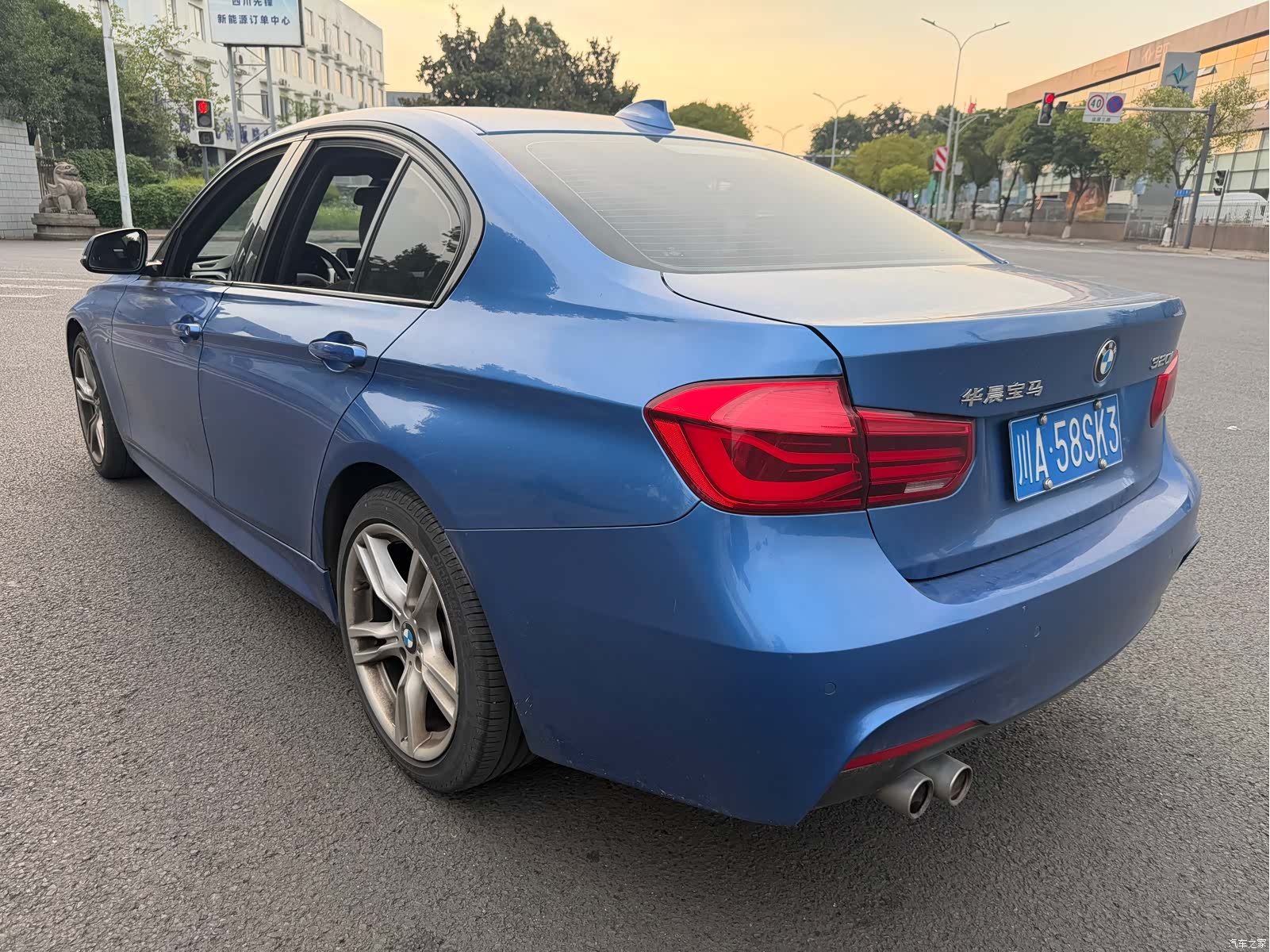 BMW 3 Series, 2017 все фото