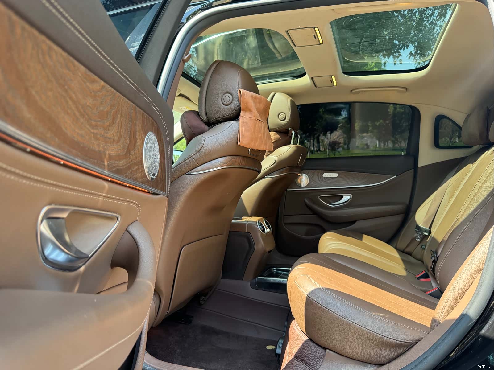 Mercedes-Benz E-Class, 2019 13
