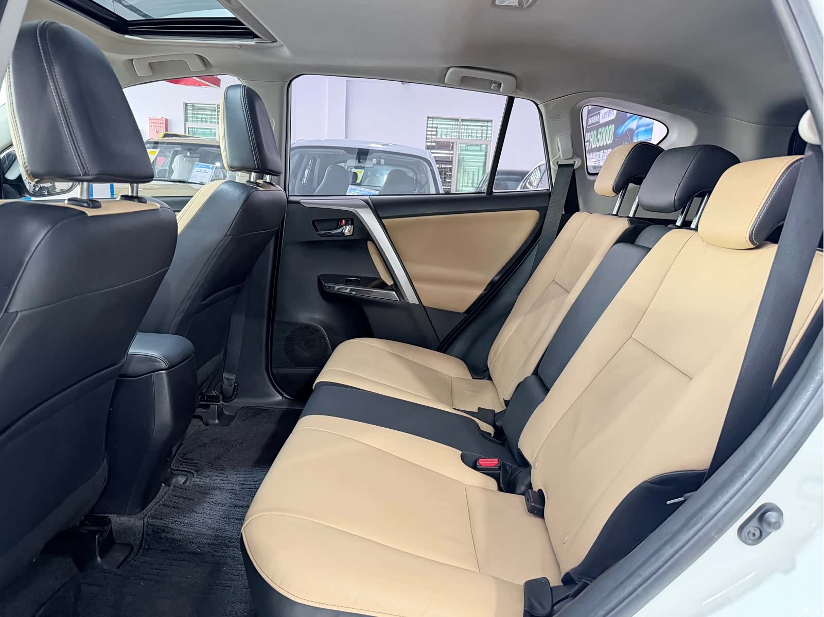 Toyota RAV4, 2017 6