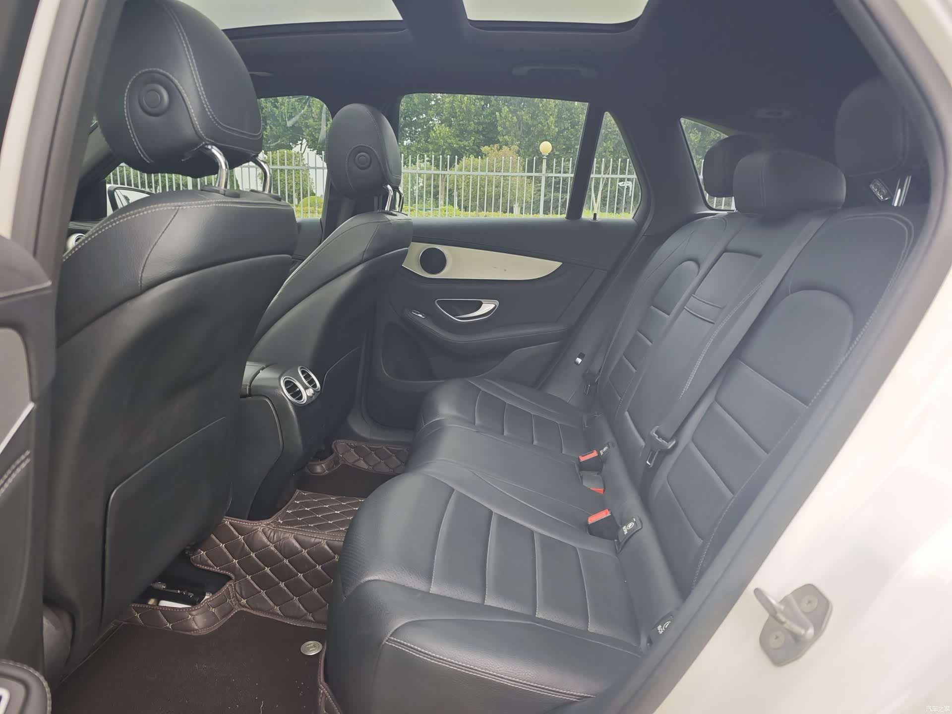 Mercedes-Benz GLC, 2017 24