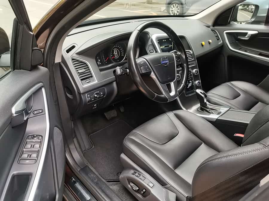 Volvo XC60 2014, фото 22