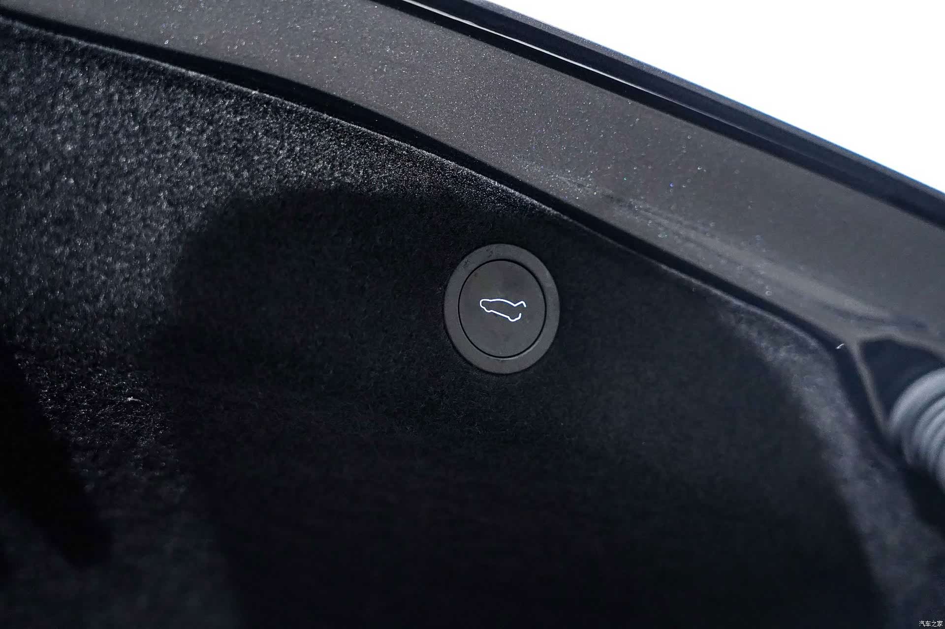Tesla Model 3, 2024 13
