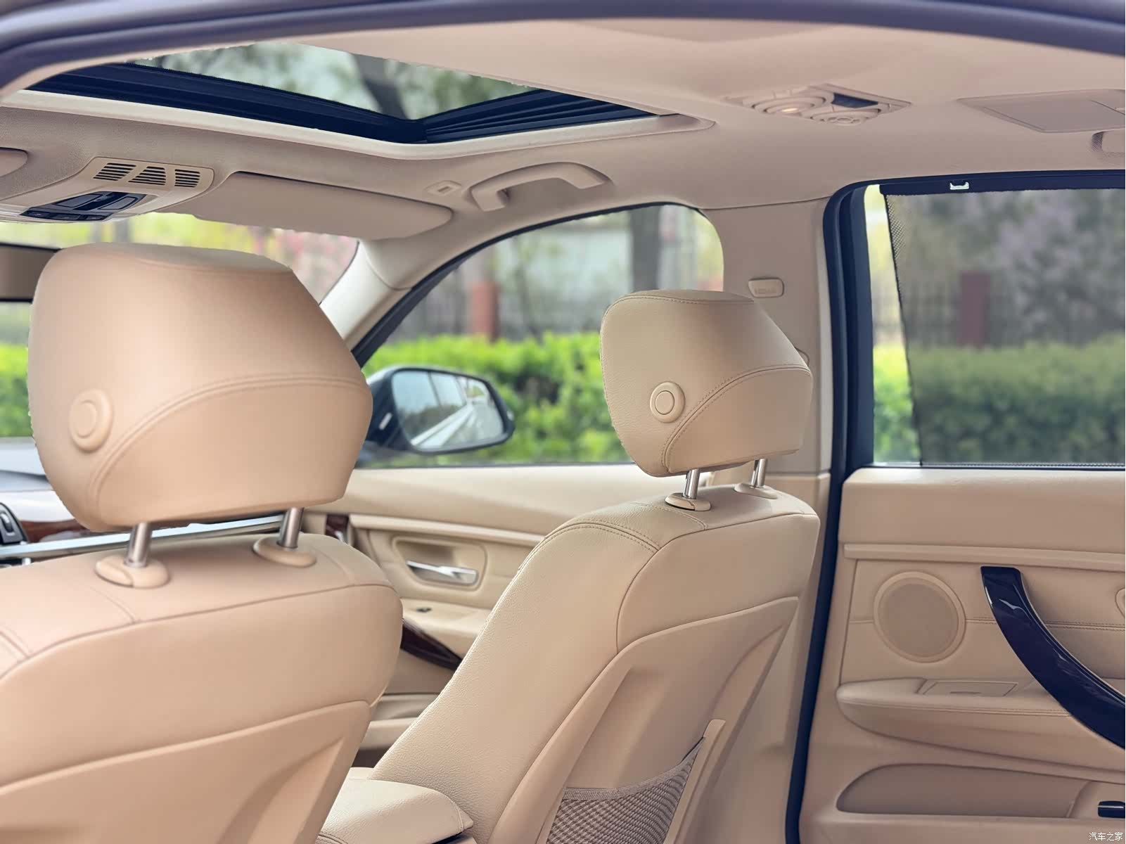 BMW 3 Series, 2013 10