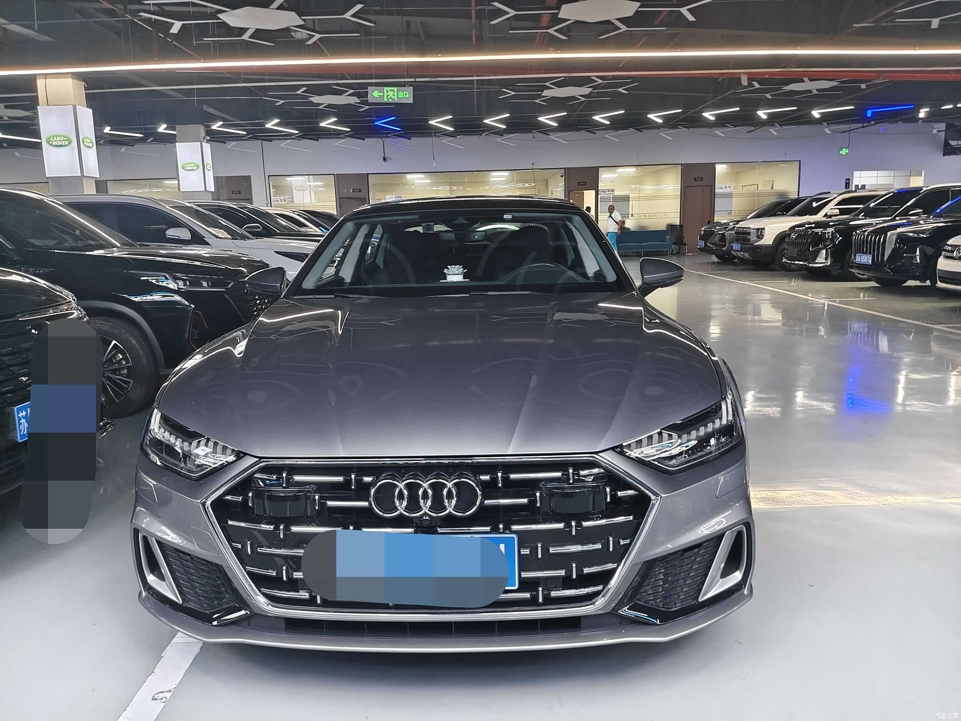 Audi A7L, 2023 2