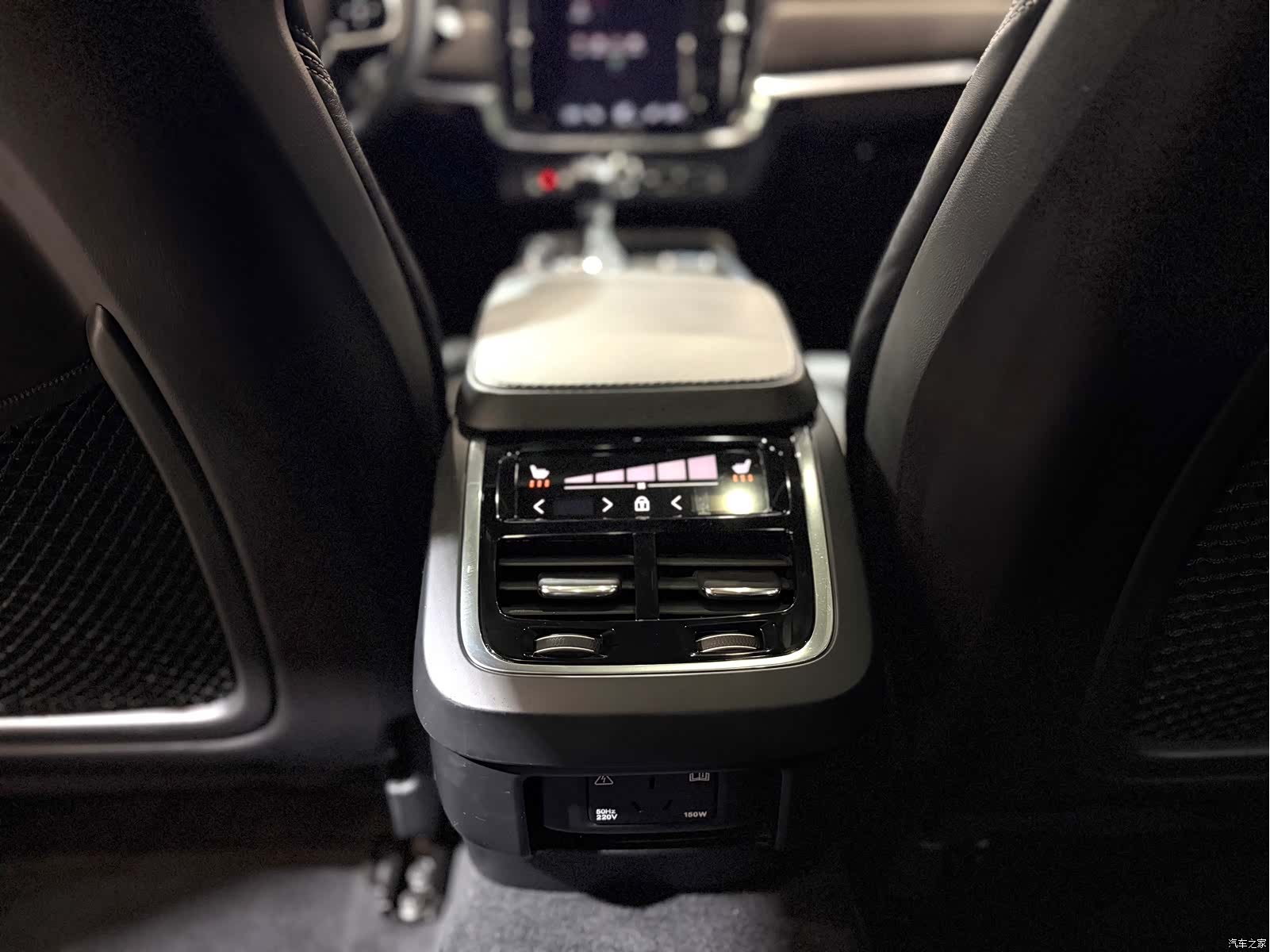 Volvo V90, 2018 29