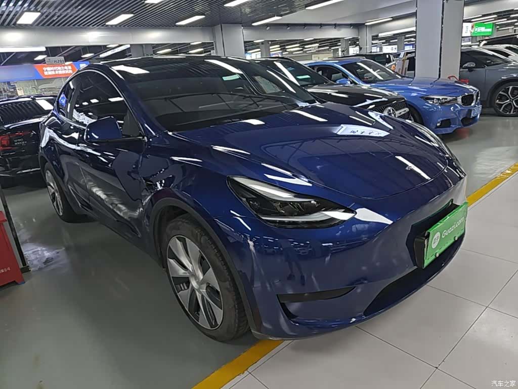 Tesla Model Y, 2022 22