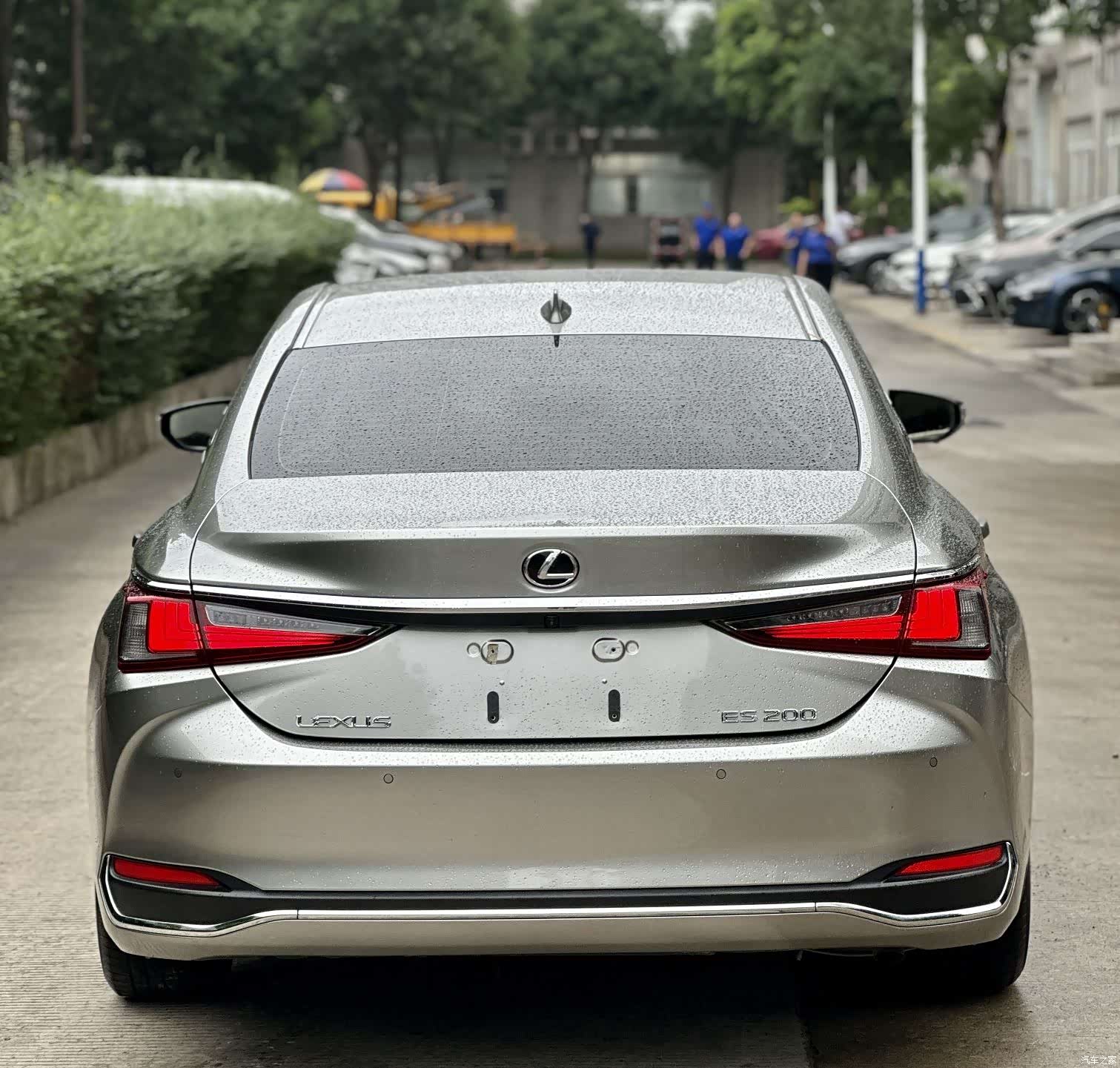 Lexus ES, 2022 9