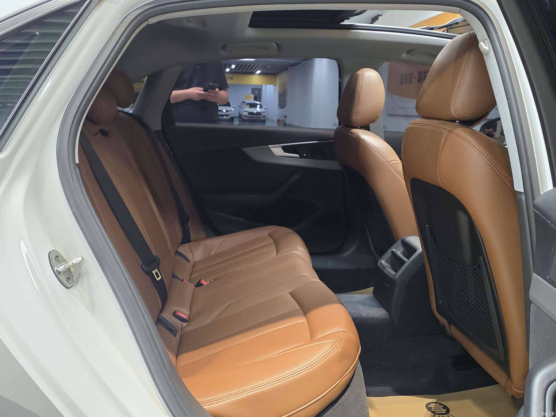 Audi A4L, 2019 10
