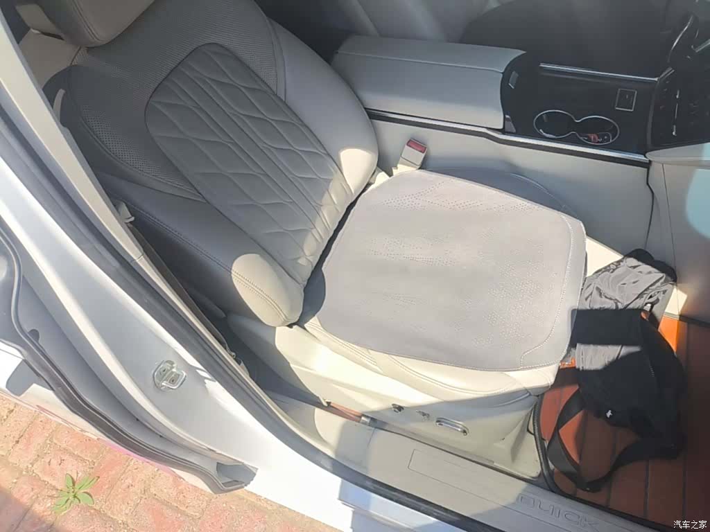 Buick GL8, 2020 25