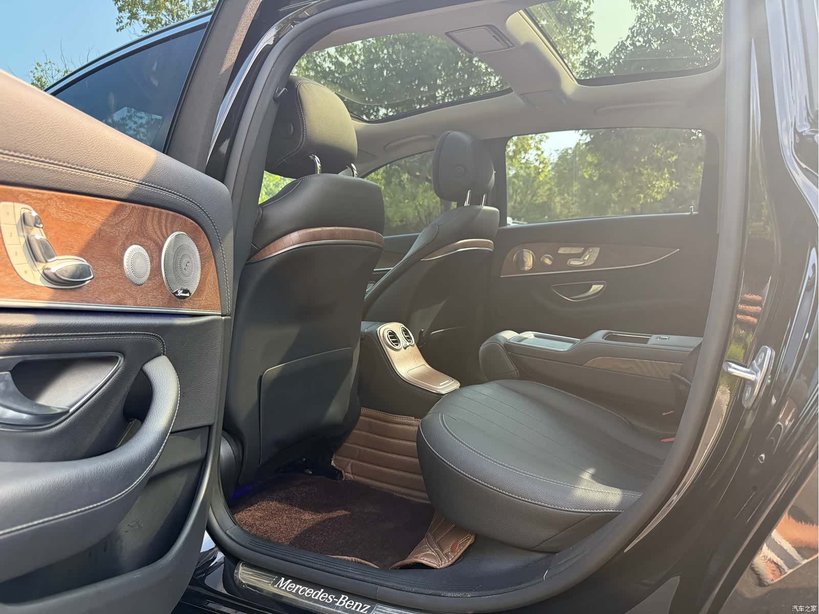 Mercedes-Benz E-Class, 2021 16