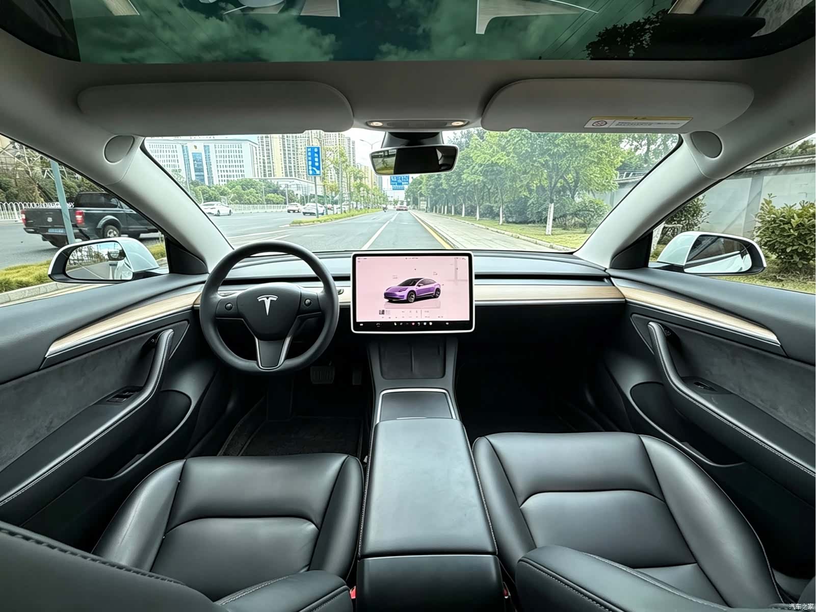 Tesla Model 3, 2022 все фото