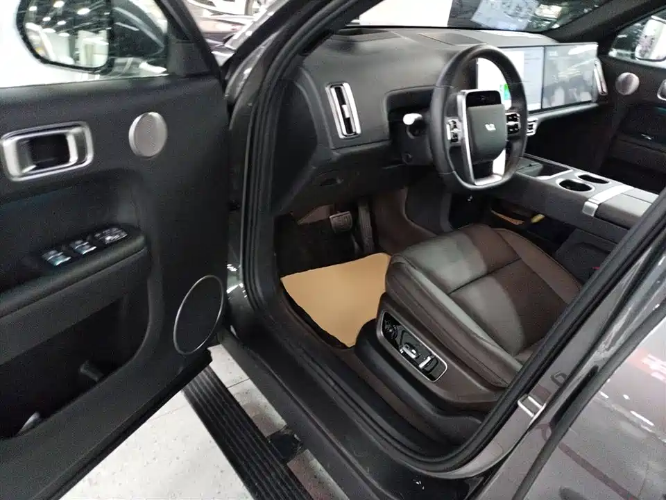 Li Auto Ideal L9