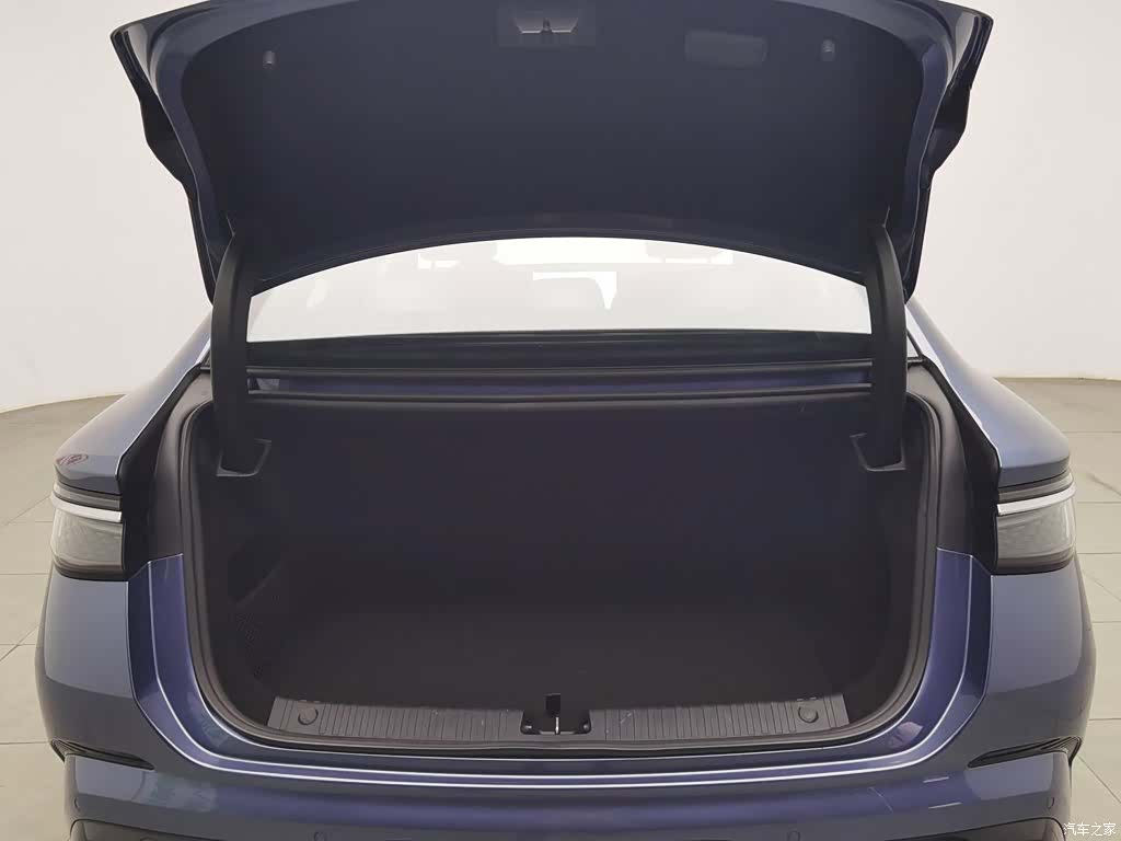 BYD Seal, 2024 16