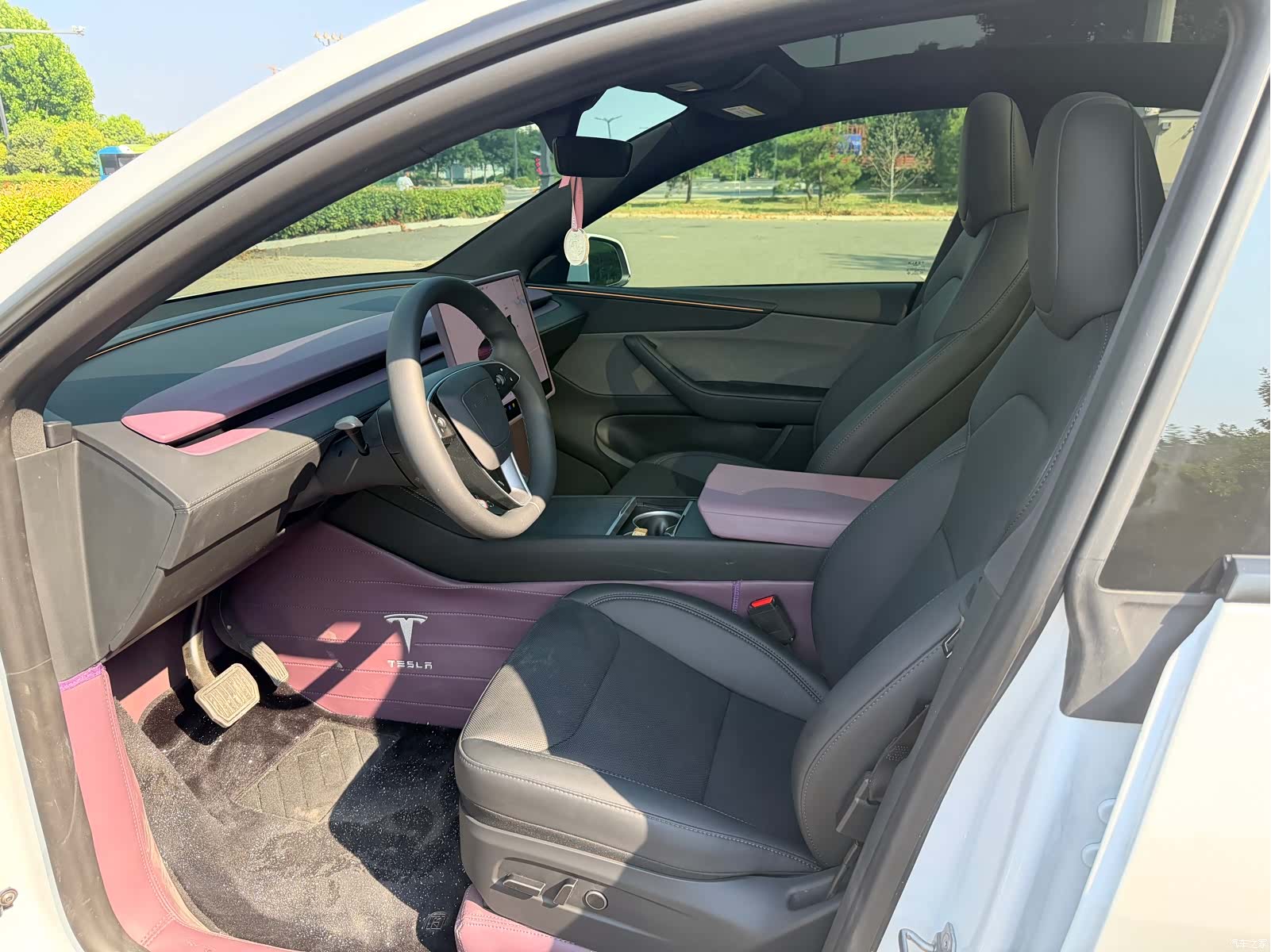 Tesla Model Y, 2026 7