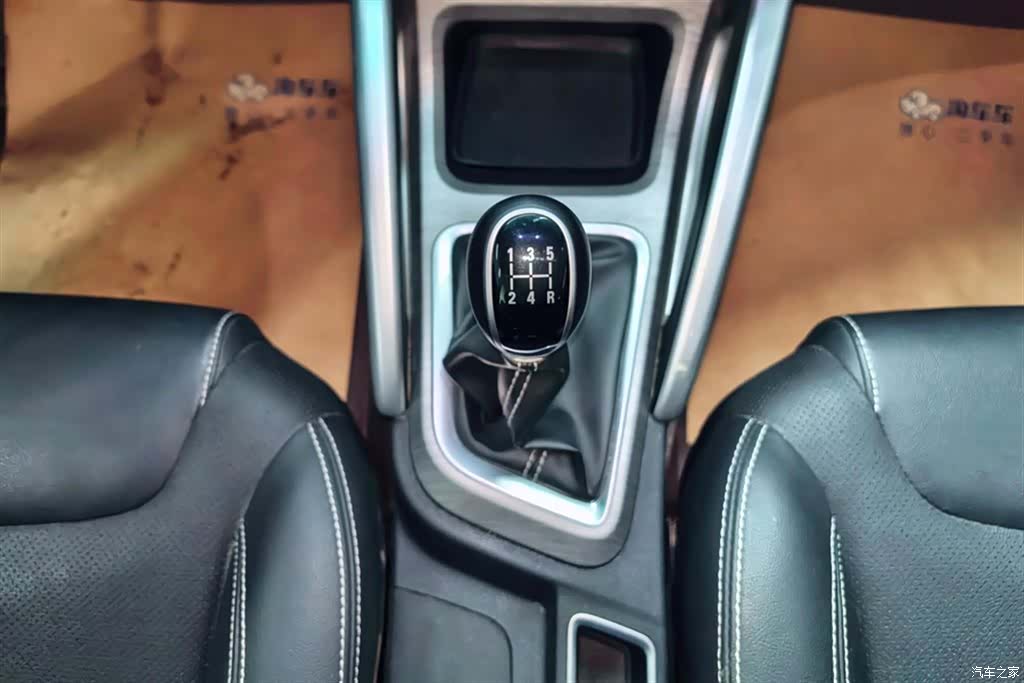 Geely X3, 2019 16