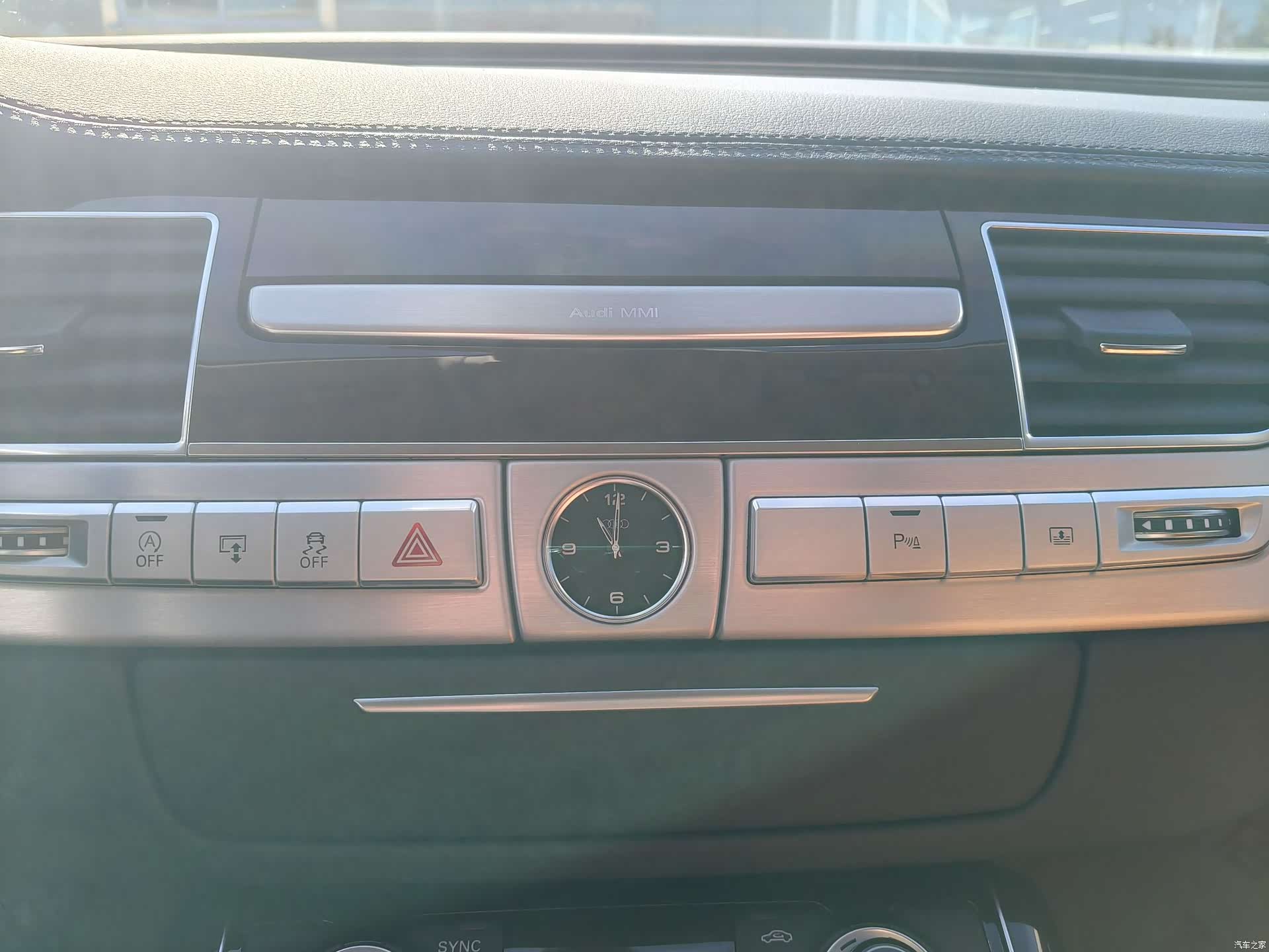 Audi A8L, 2018 11