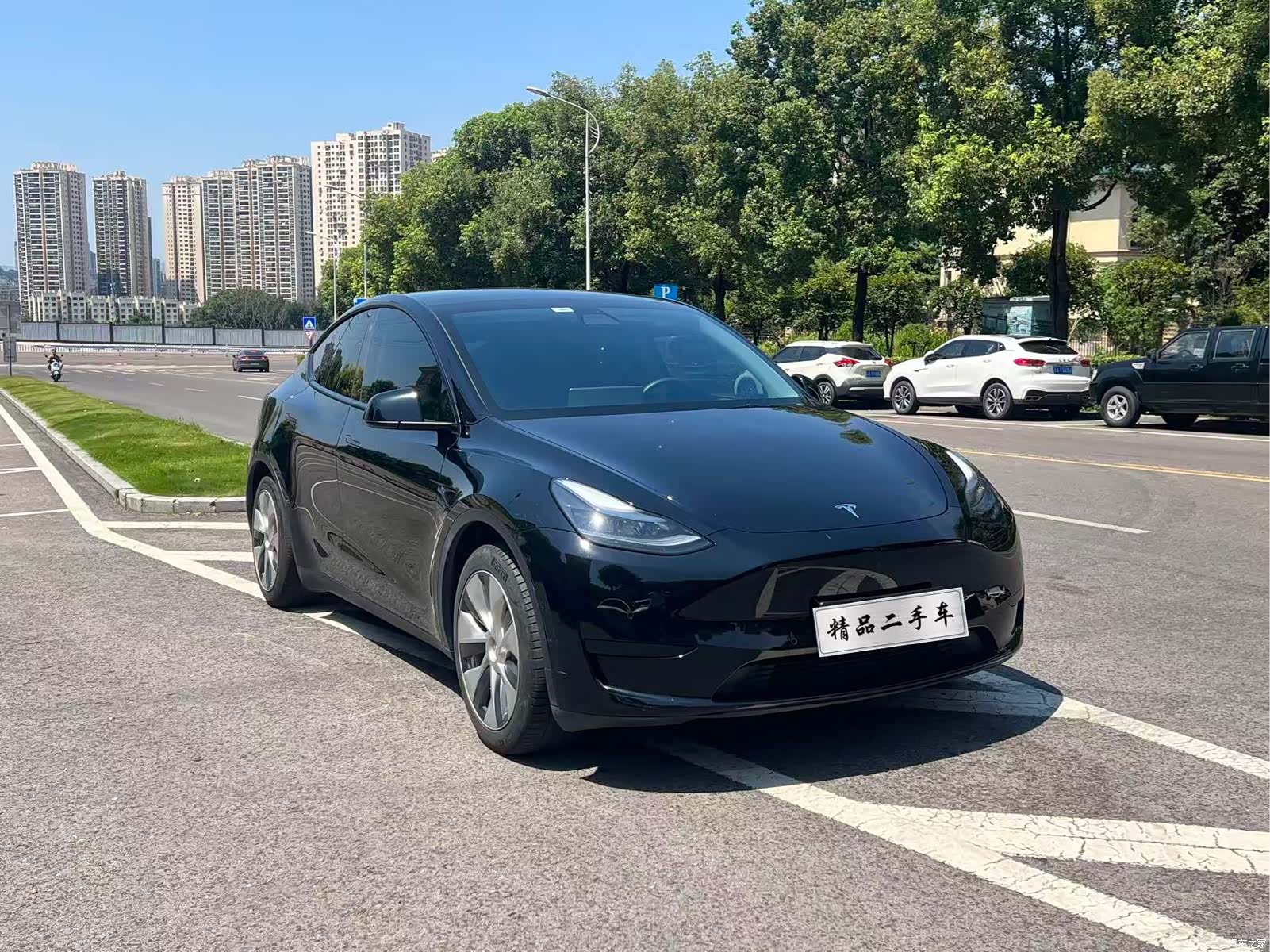 Tesla Model Y, 2023 3
