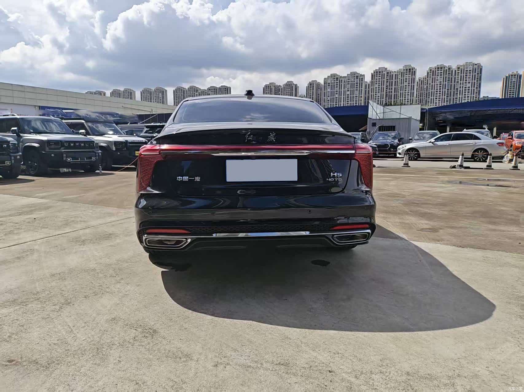 Hongqi H5, 2022 14