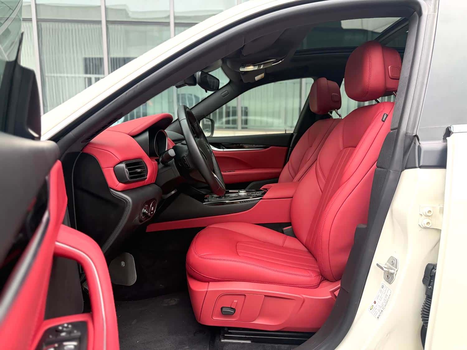 Maserati Levante, 2018 2
