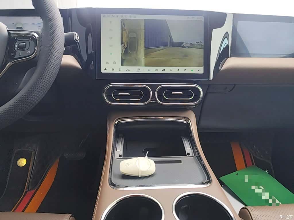 Leapmotor C11, 2022 13