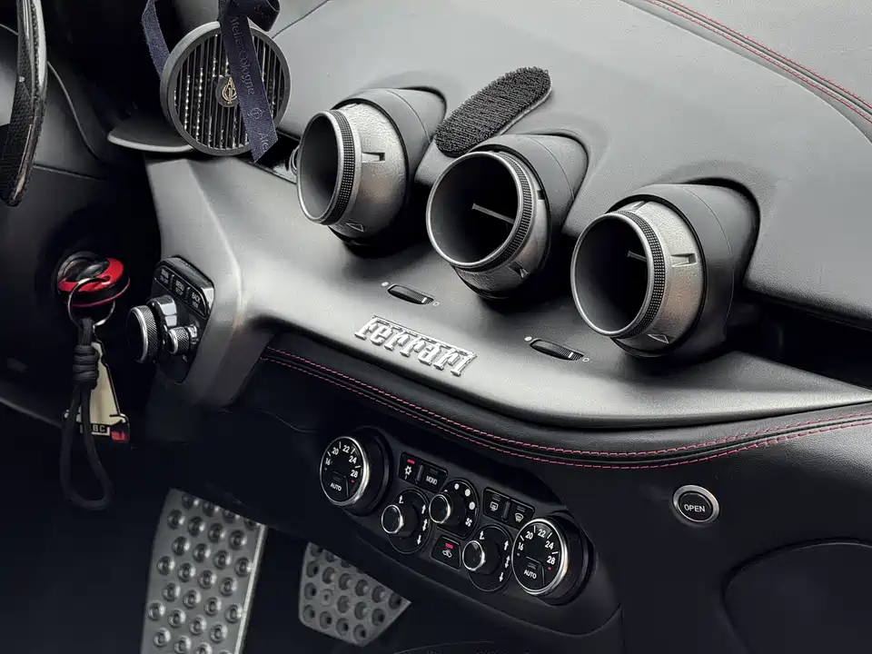 Ferrari F12berlinetta