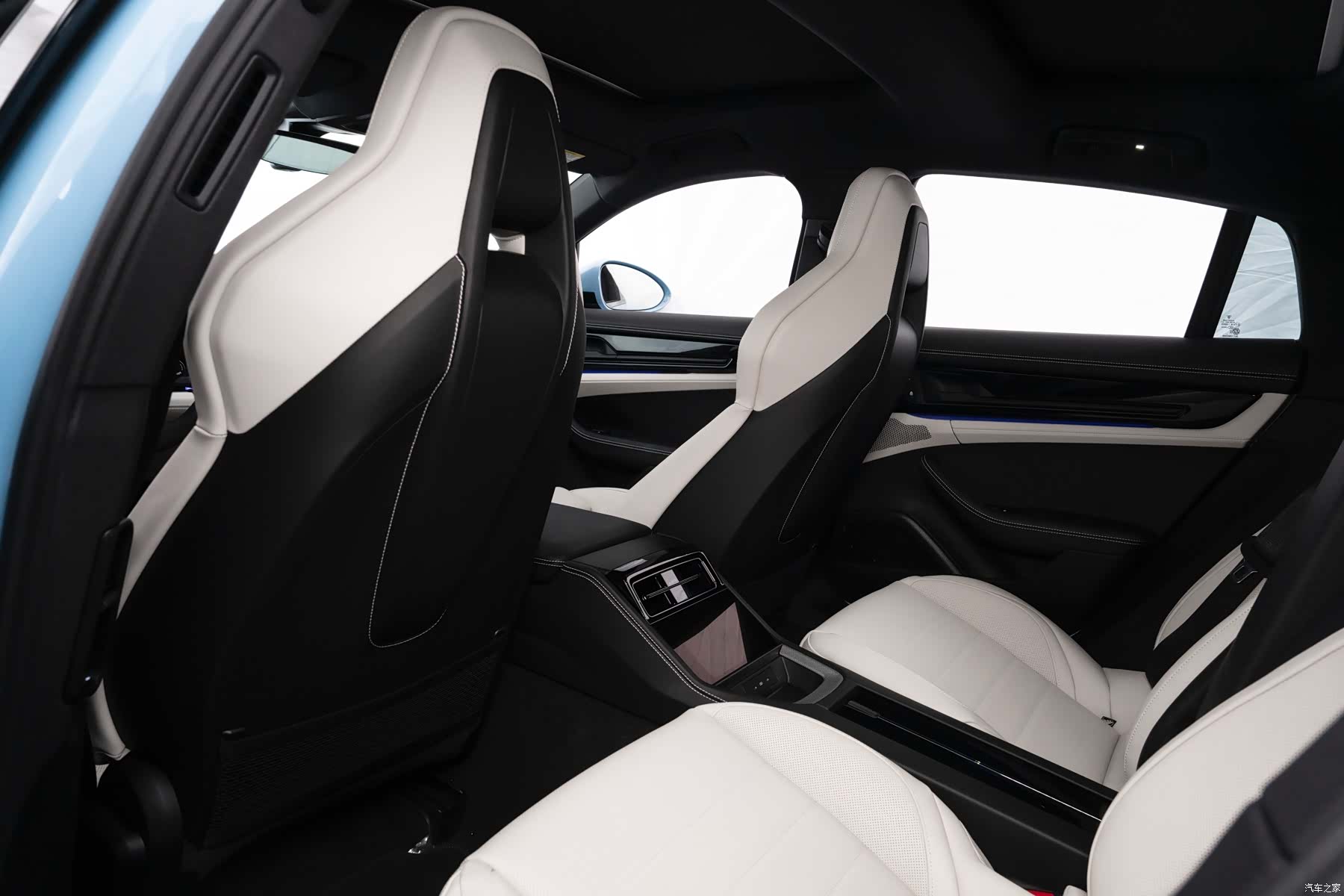 Porsche Panamera, 2026 16