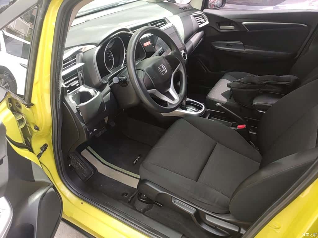 Honda Fit, 2016 11