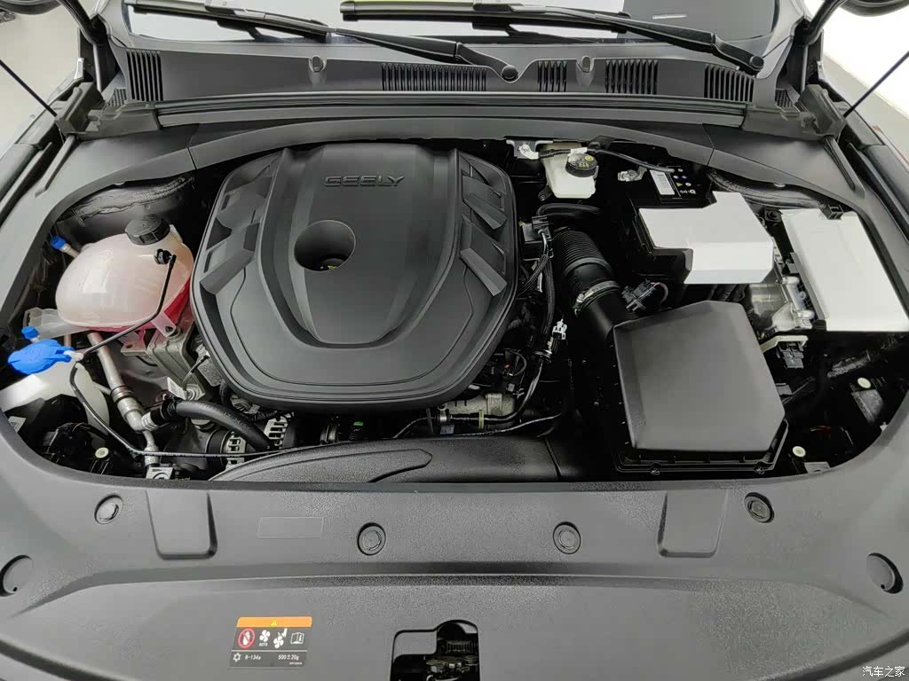 Geely Preface, 2025 6
