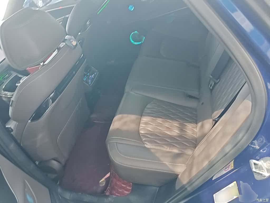 BYD Han, 2022 17