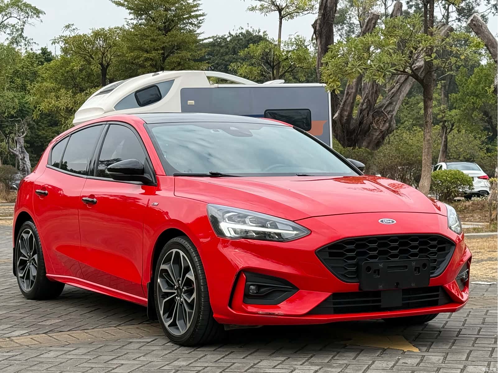 Ford Focus, 2021 3