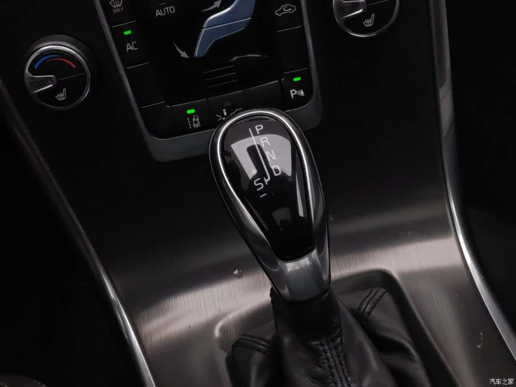 Volvo XC60, 2013 13