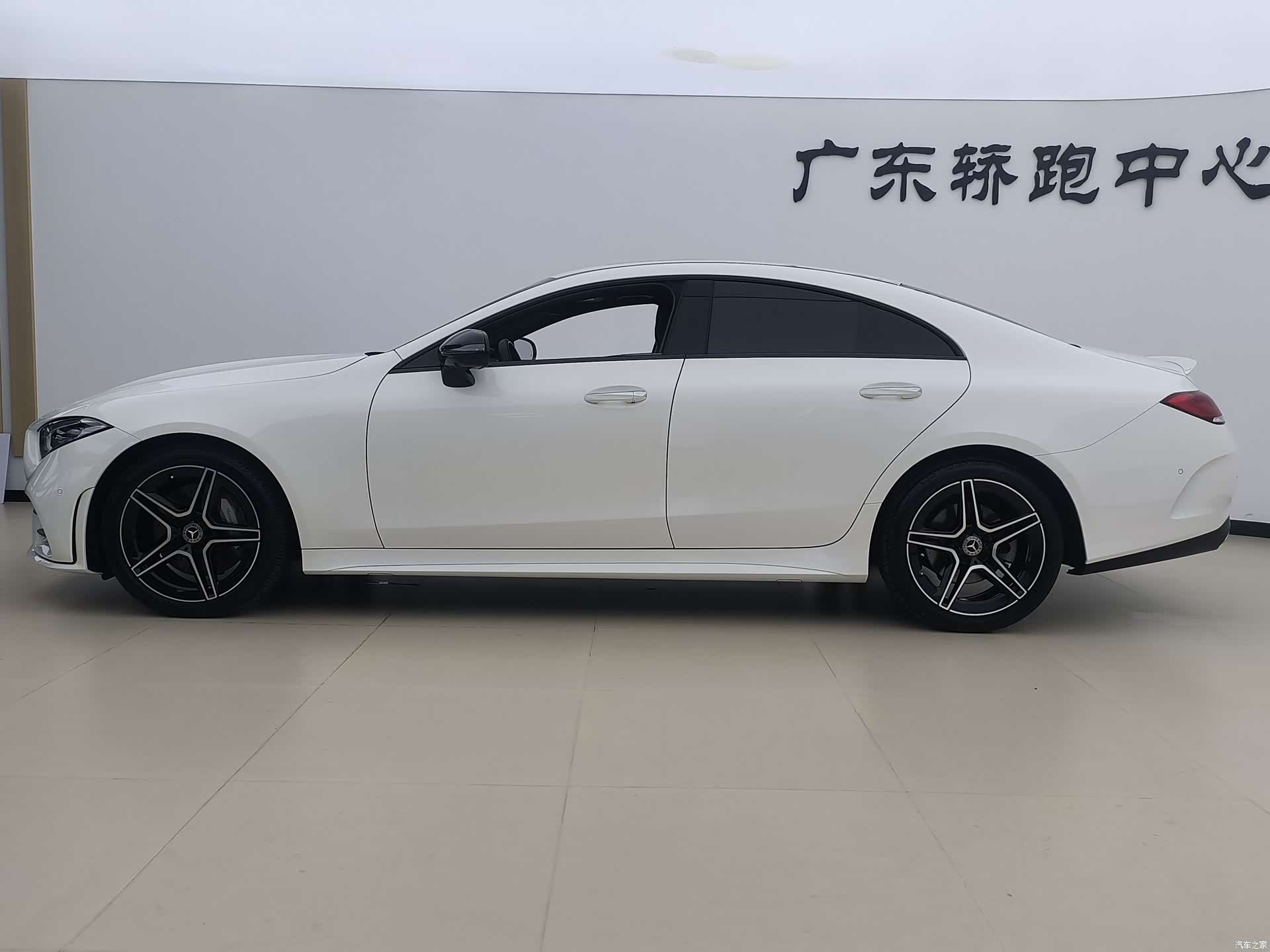 Mercedes-Benz CLS, 2021 12