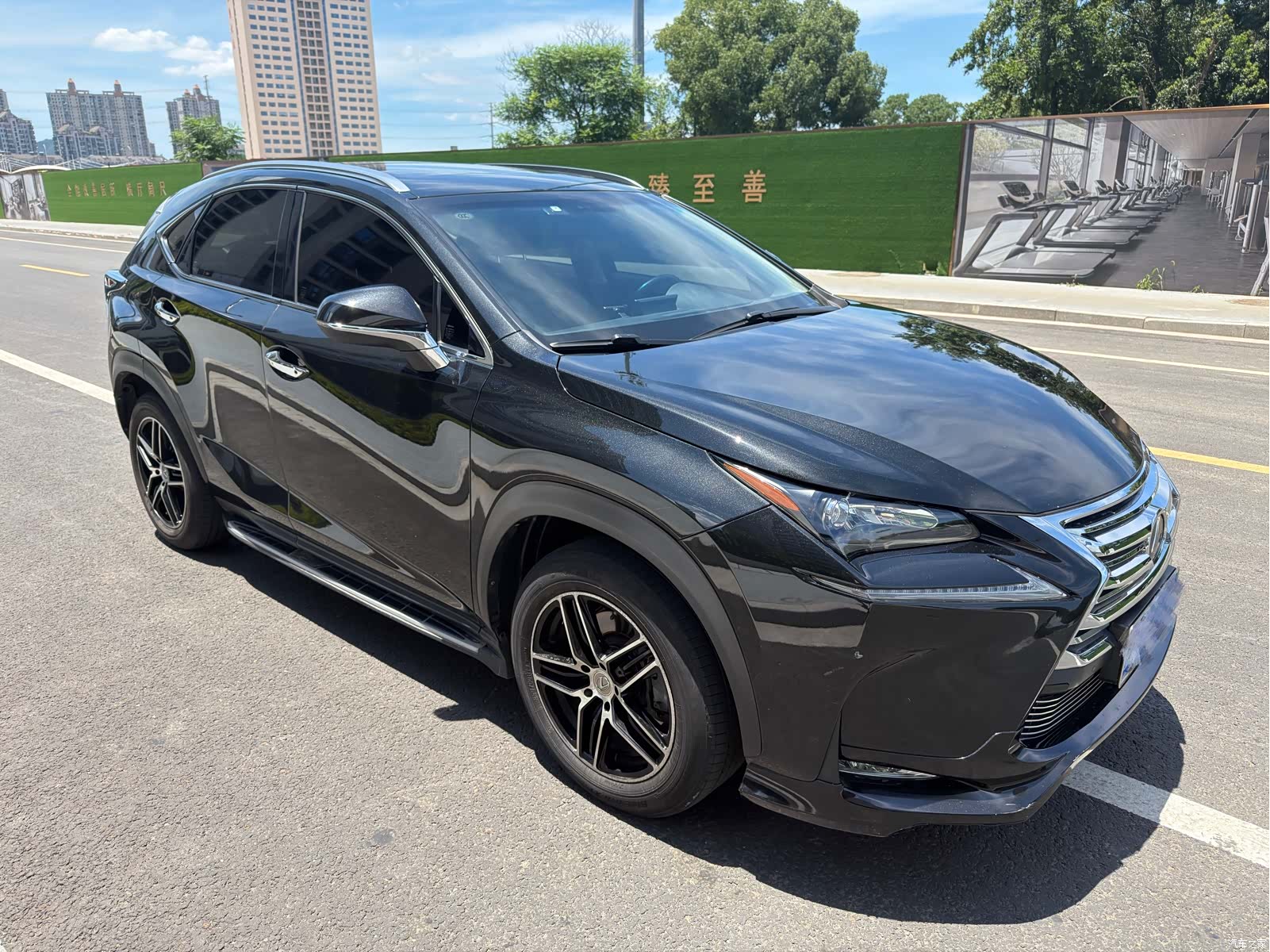 Lexus NX, 2016 2