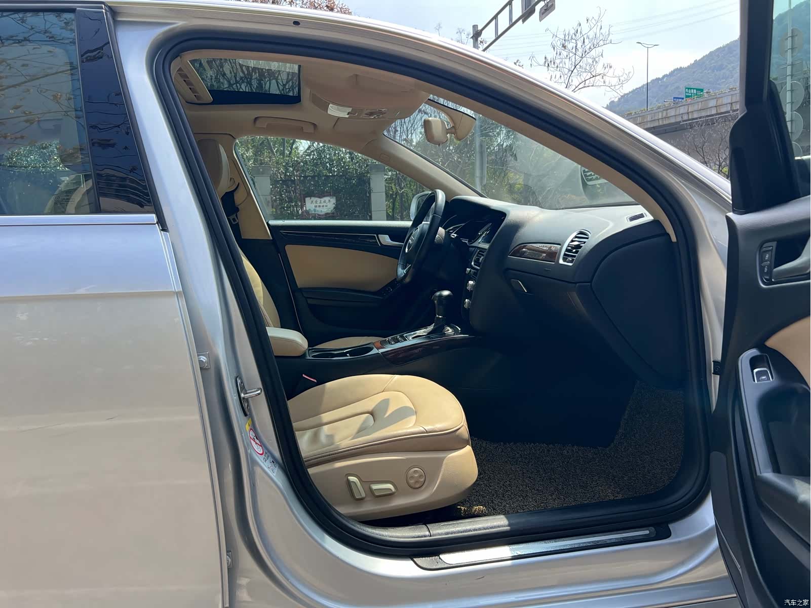 Audi A4L, 2013 11