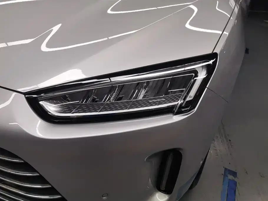 AITO Ask the world M5