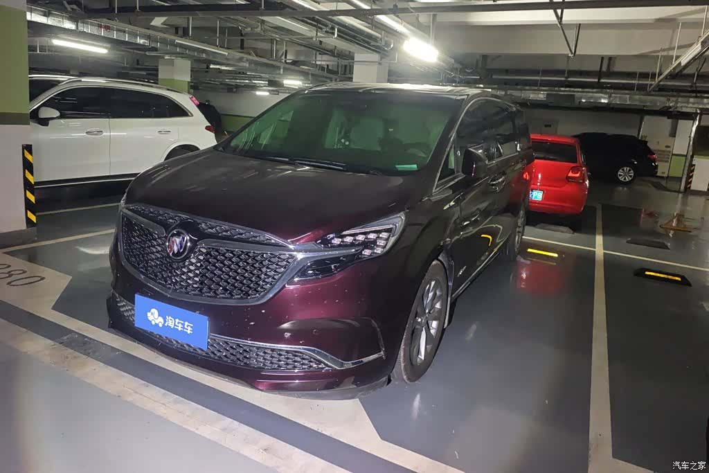 Buick GL8, 2021 1